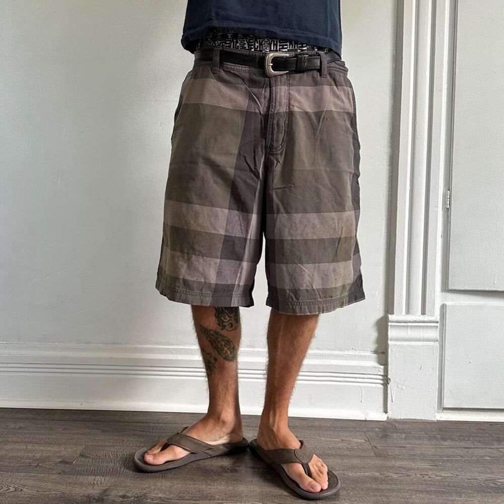 Vintage 2000s Lululemon Plaid Grey Checkered Chino Shorts